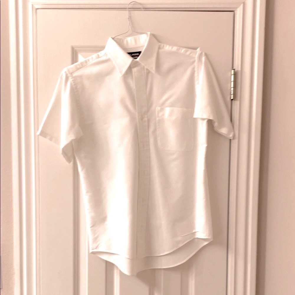 Classic White Boy’s Short Sleeve Oxford button down Shirt
